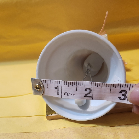 White Bell with Yellow and Brown Dry Floral Design - Picture 7 of 8